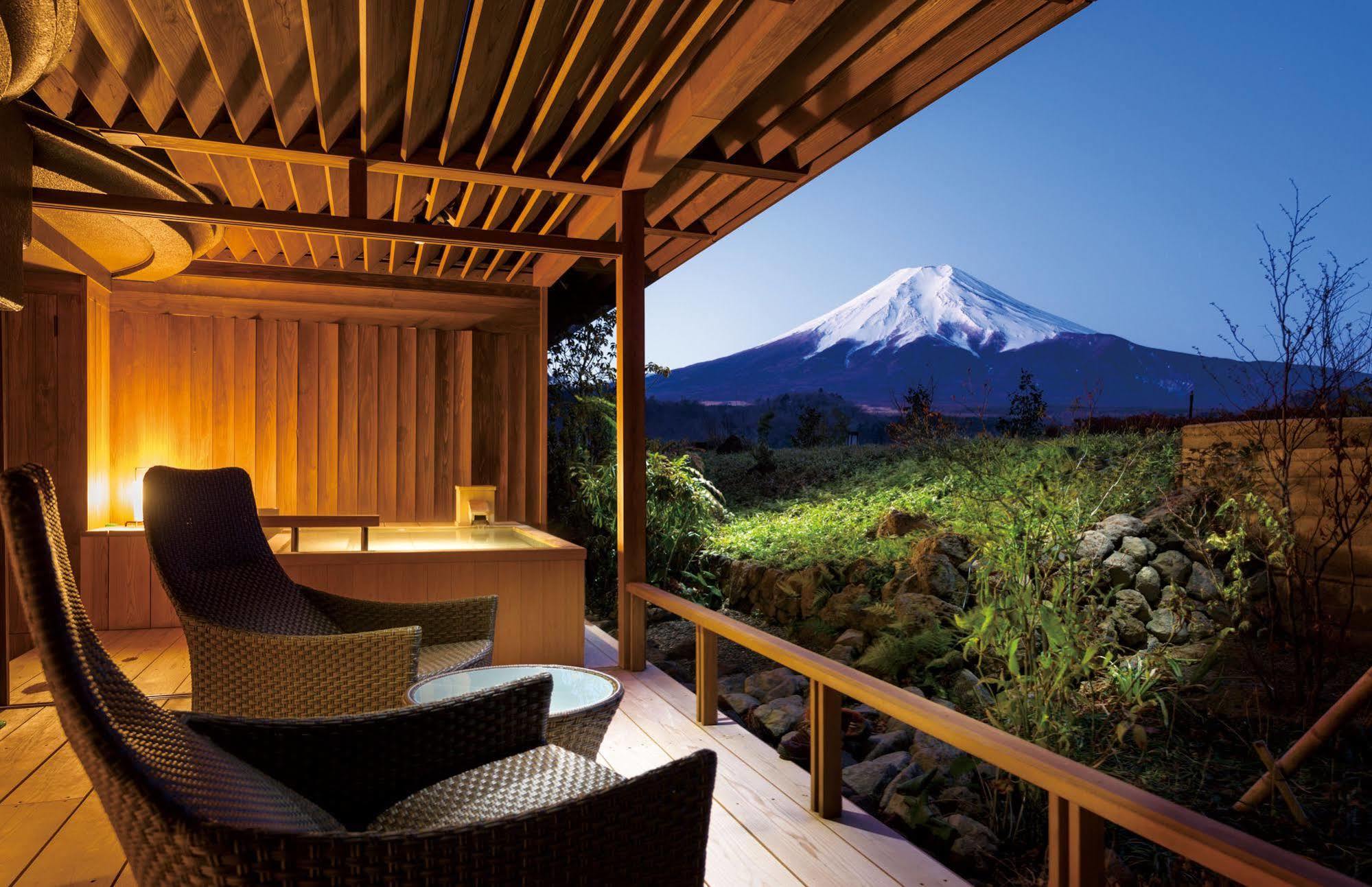 Fujisan Onsen Bessho Sasa Hotell Fujiyoshida Exteriör bild