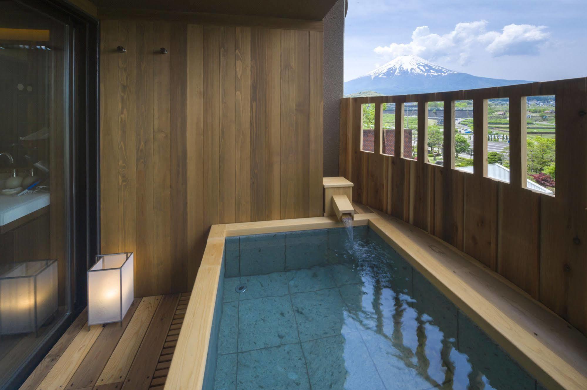 Fujisan Onsen Bessho Sasa Hotell Fujiyoshida Exteriör bild