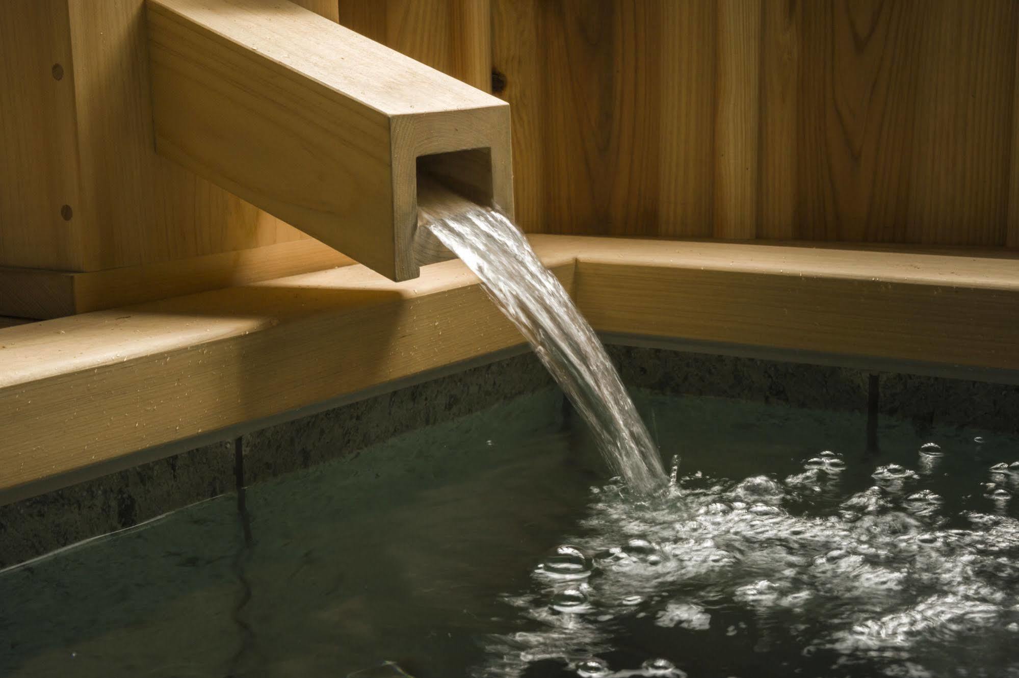 Fujisan Onsen Bessho Sasa Hotell Fujiyoshida Exteriör bild
