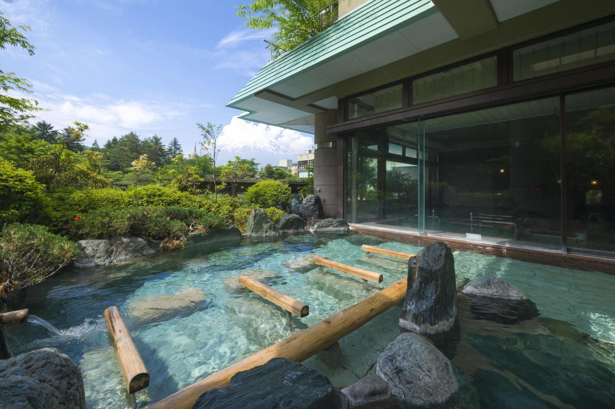 Fujisan Onsen Bessho Sasa Hotell Fujiyoshida Exteriör bild