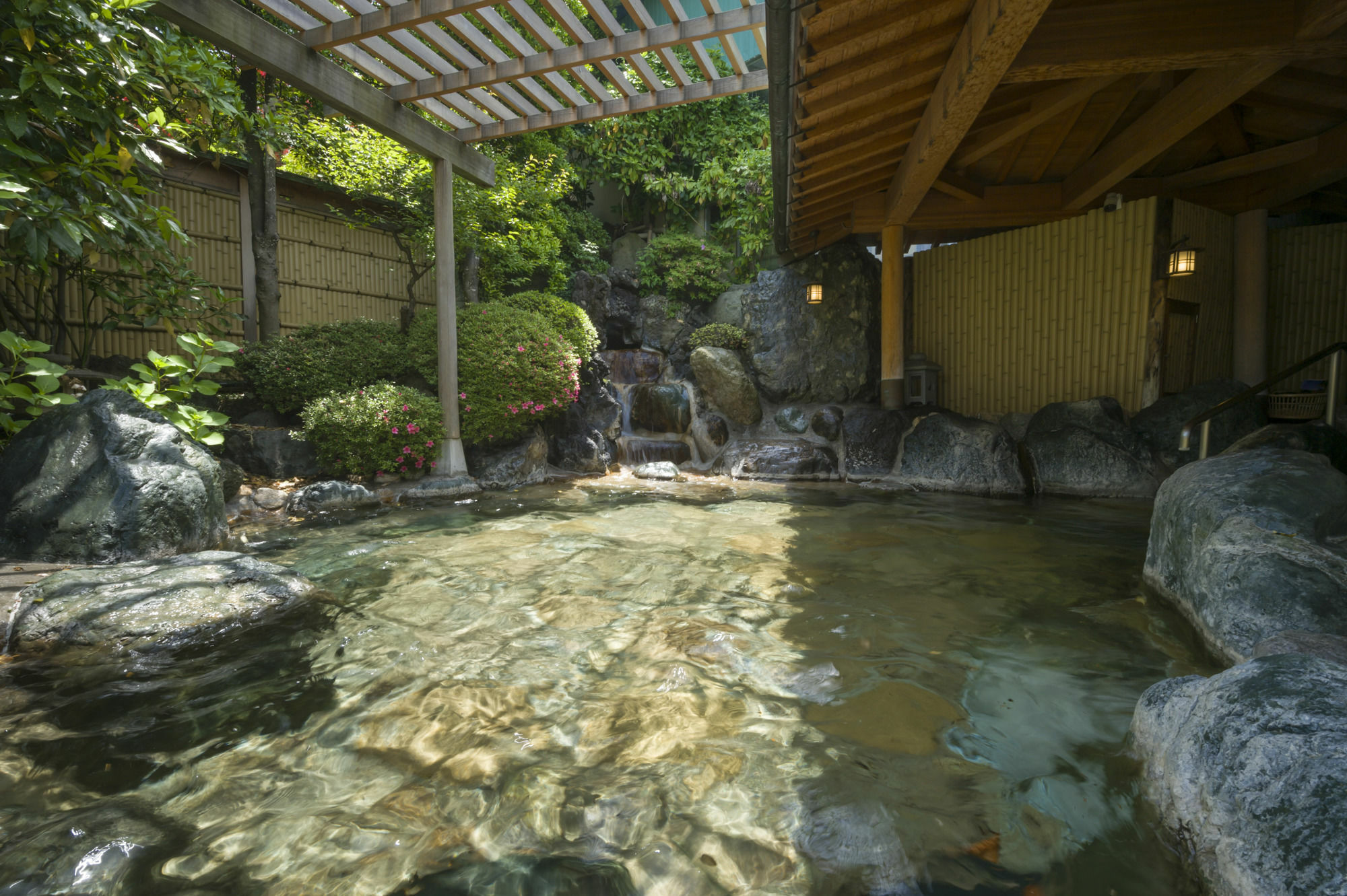 Fujisan Onsen Bessho Sasa Hotell Fujiyoshida Exteriör bild